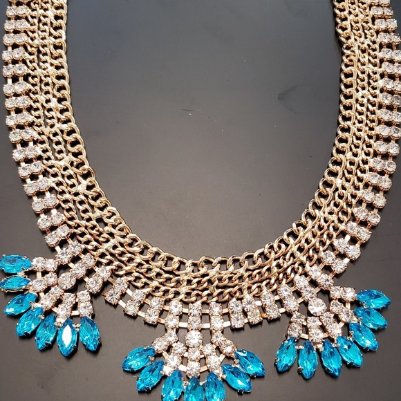 Beautiful necklace with turquoise detailing - Picture 2 of 3